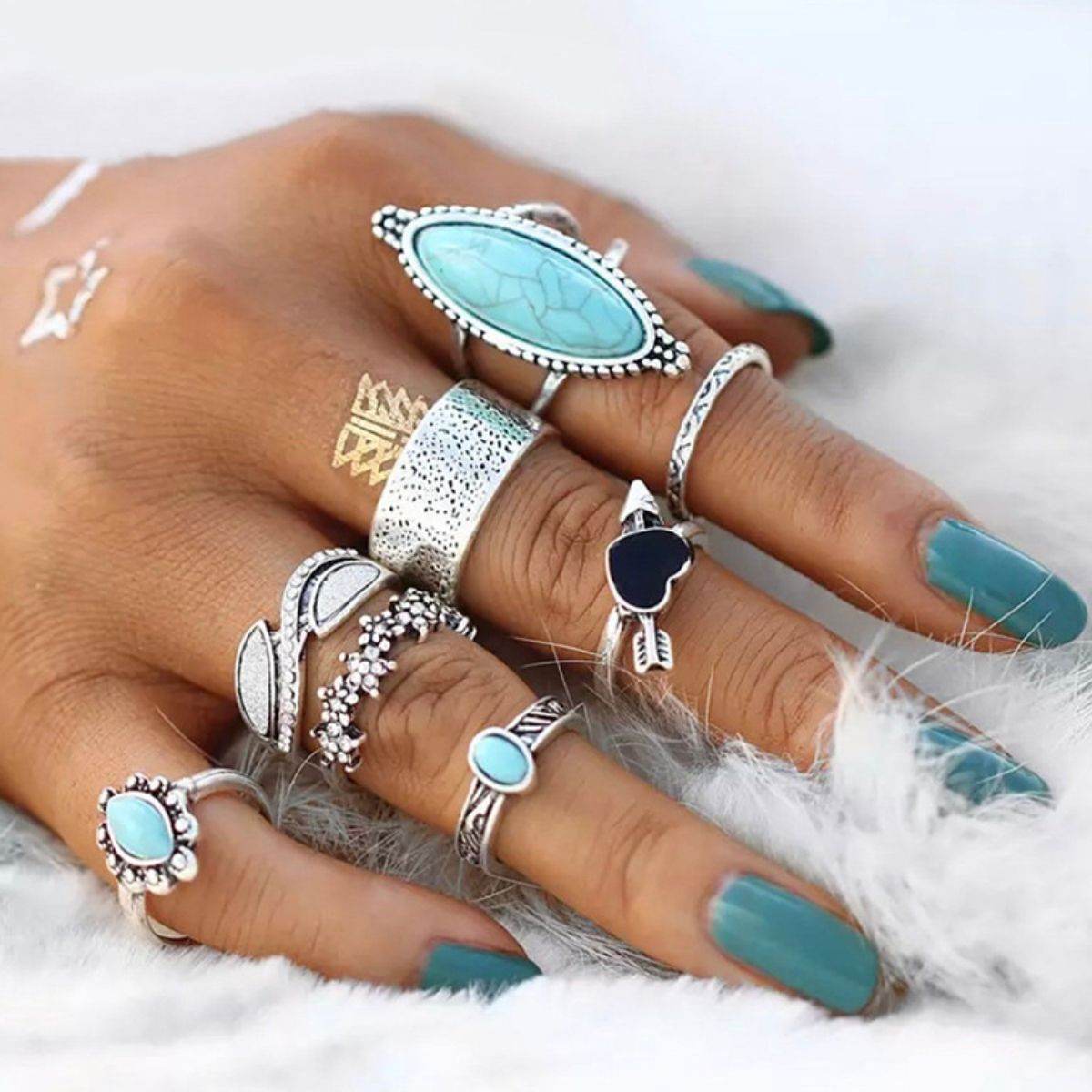 Turquoise Alloy 8-Piece Ring Set - UnLaced Boutique