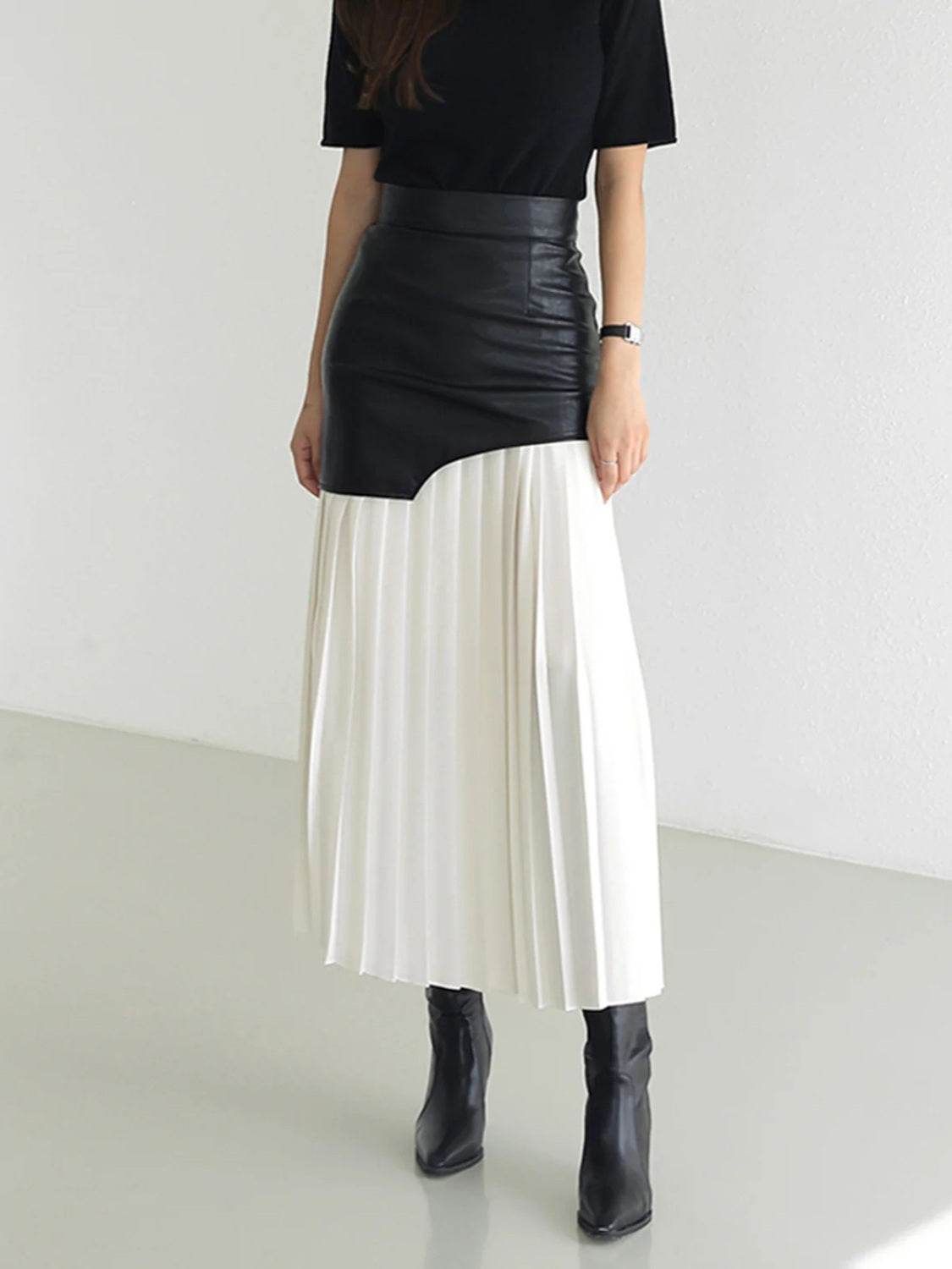 Pleated Contrast High Rise Skirt - UnLaced Boutique