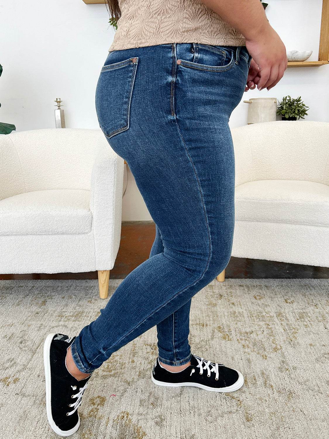 Judy Blue Full Size Classic Handsand Skinny Jeans - UnLaced Boutique