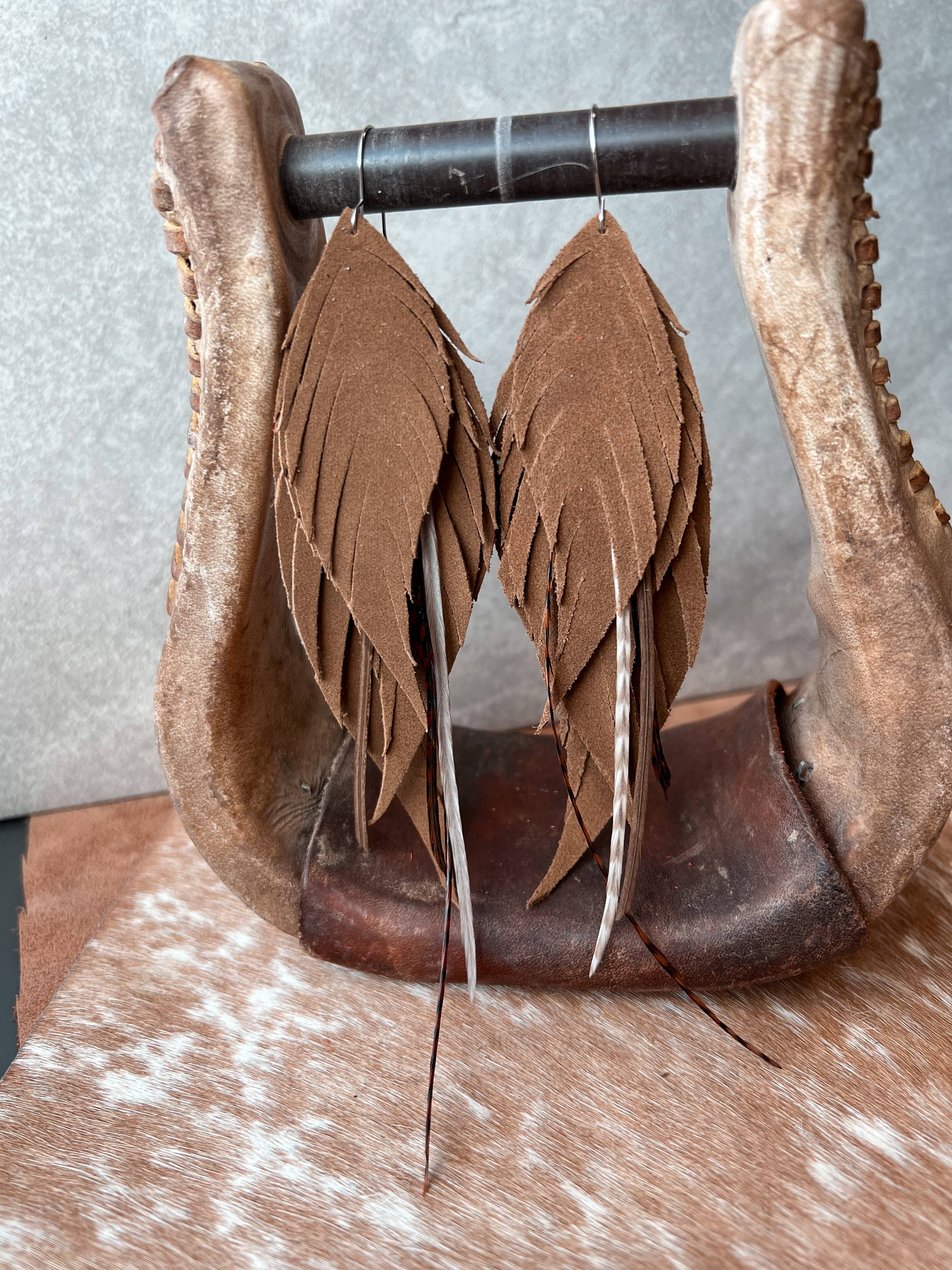 Dutton Fringe Feather | Tan