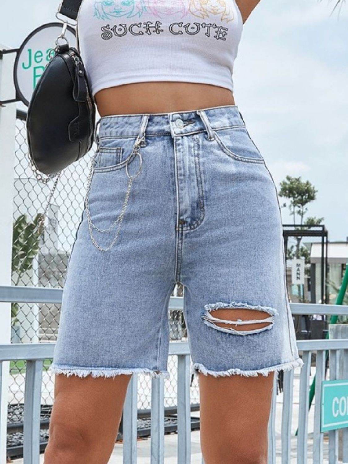 Distressed Raw Hem Denim Shorts - UnLaced Boutique