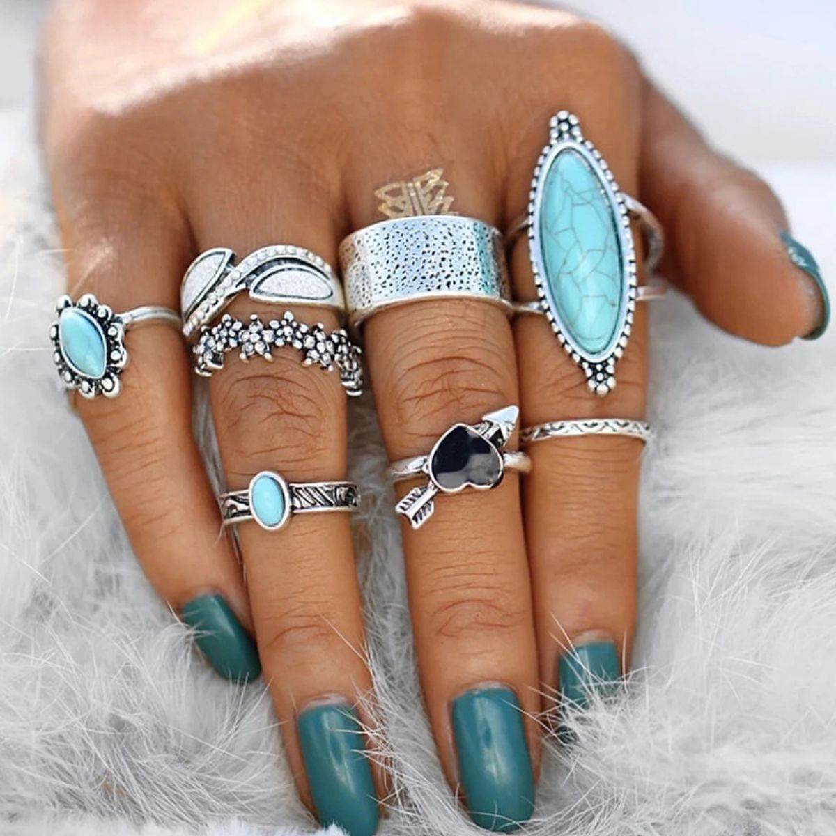 Turquoise Alloy 8-Piece Ring Set - UnLaced Boutique