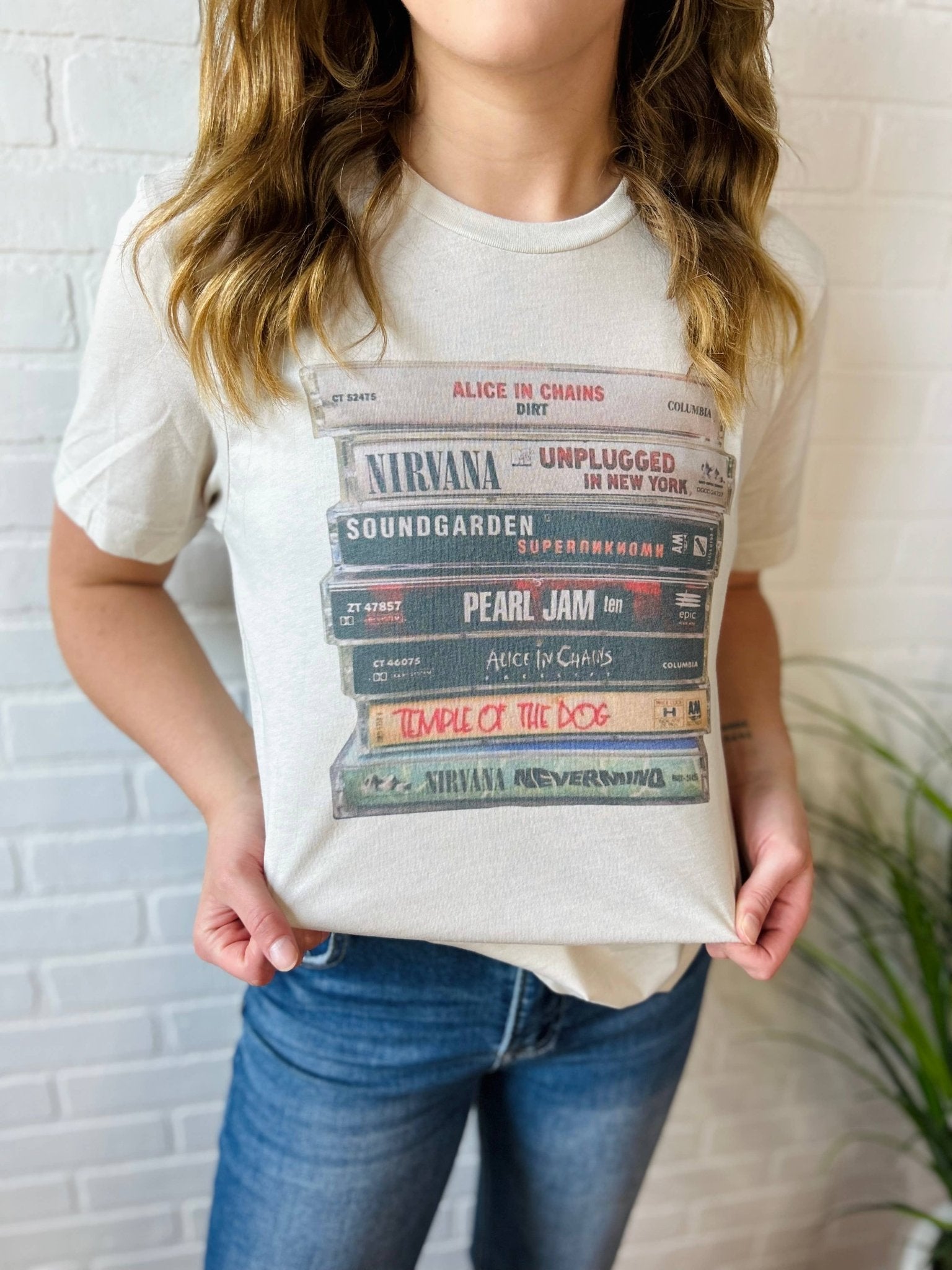 90s Graphic Tee - UnLaced Boutique
