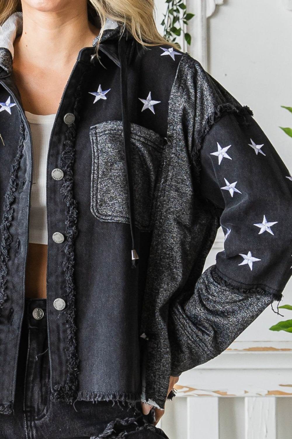 Veveret Star Embroidered Hooded Denim Jacket - UnLaced Boutique