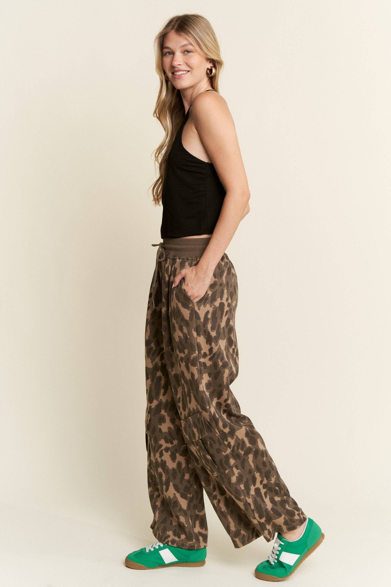 ABSTRACT ANIMAL PRINT SWEATPANTS - UnLaced Boutique