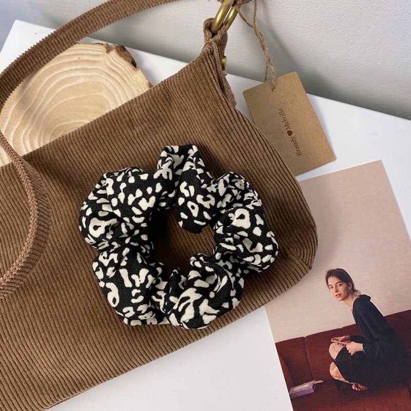 ANIMAL PATTERN SCRUNCHIES SET OF 5 - UnLaced Boutique