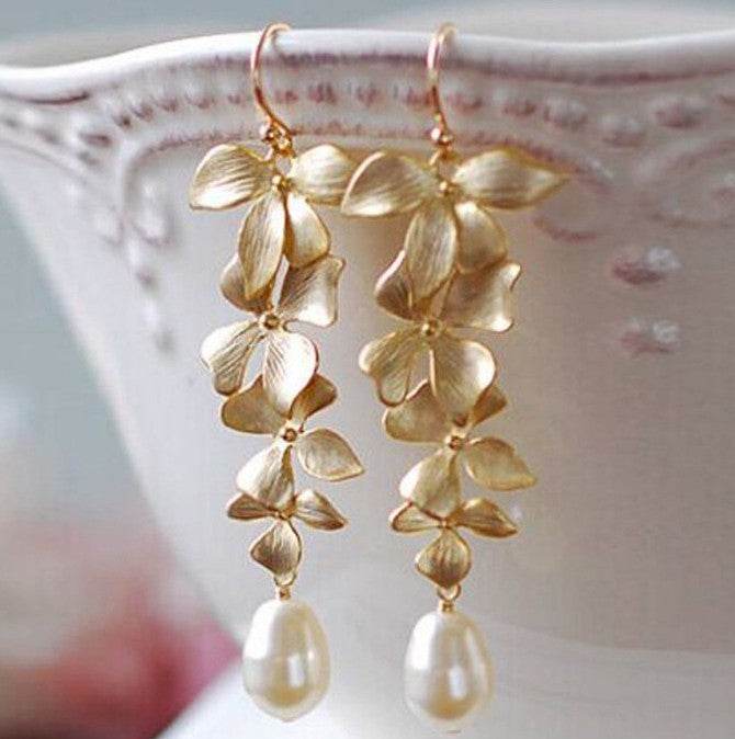 Alloy Flower Synthetic Pearl Earrings - UnLaced Boutique