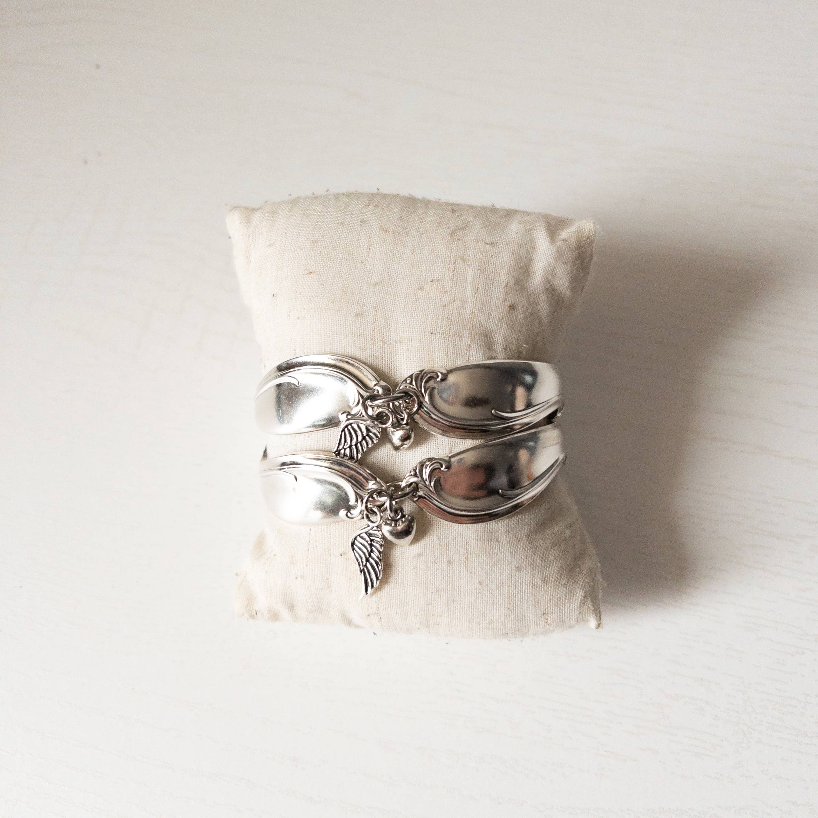 Wing & Heart Dangle Handle Bracelet