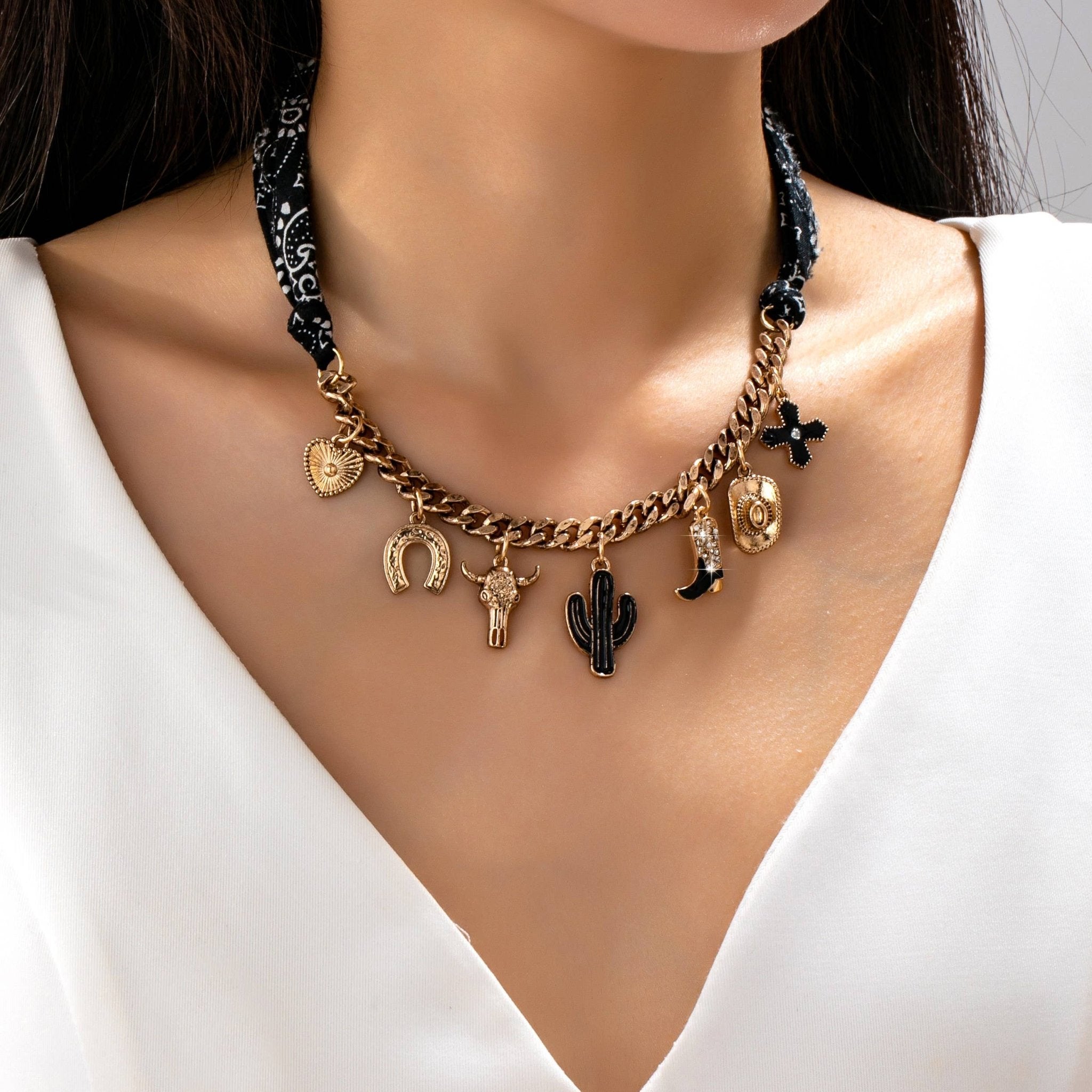CHARM ANIMAL SCARF NECKLACE - WESTERN CROSS BOOT HAT - UnLaced Boutique