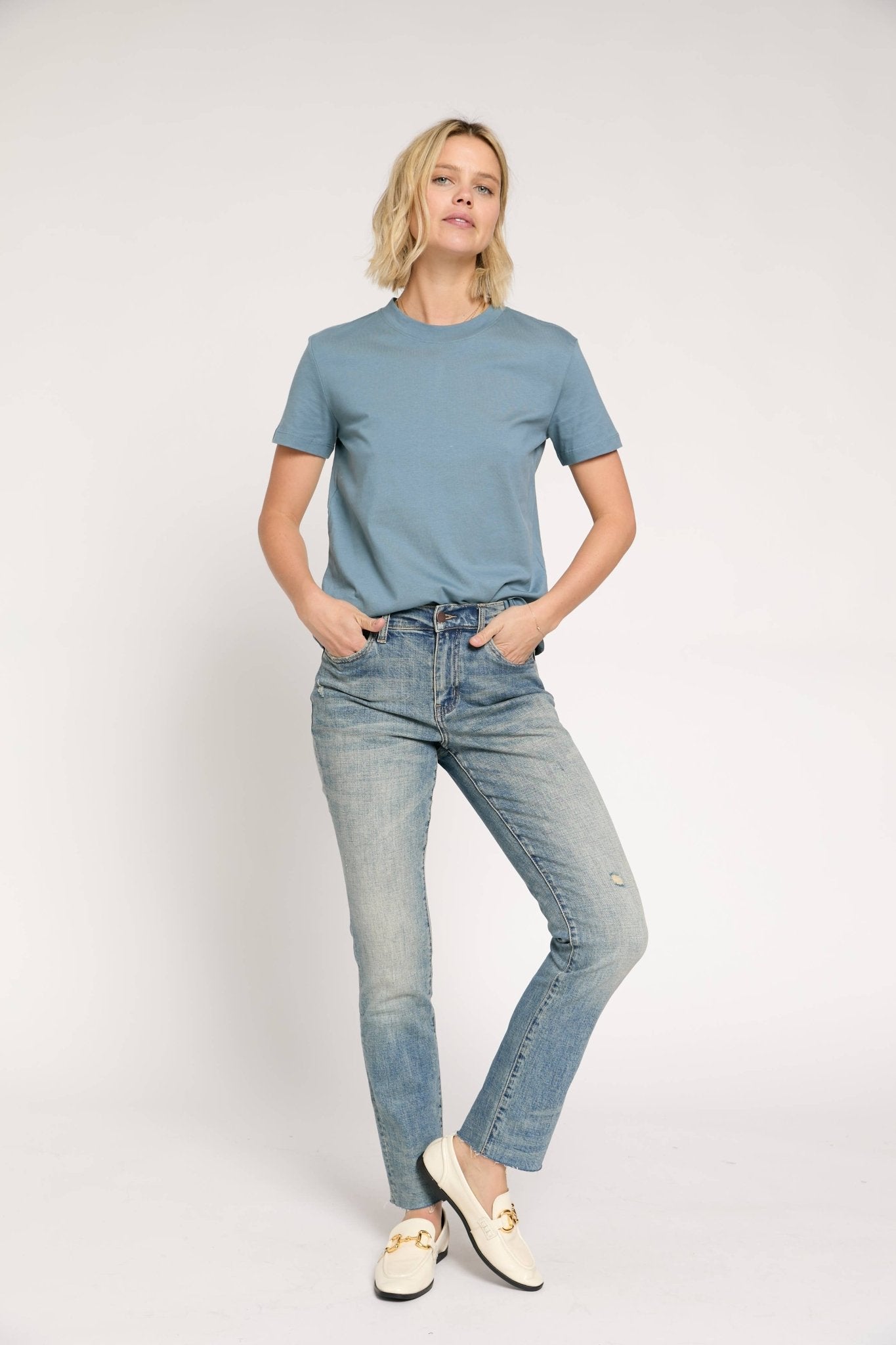 Crosby Mid Rise Relaxed Taper Jean - UnLaced Boutique
