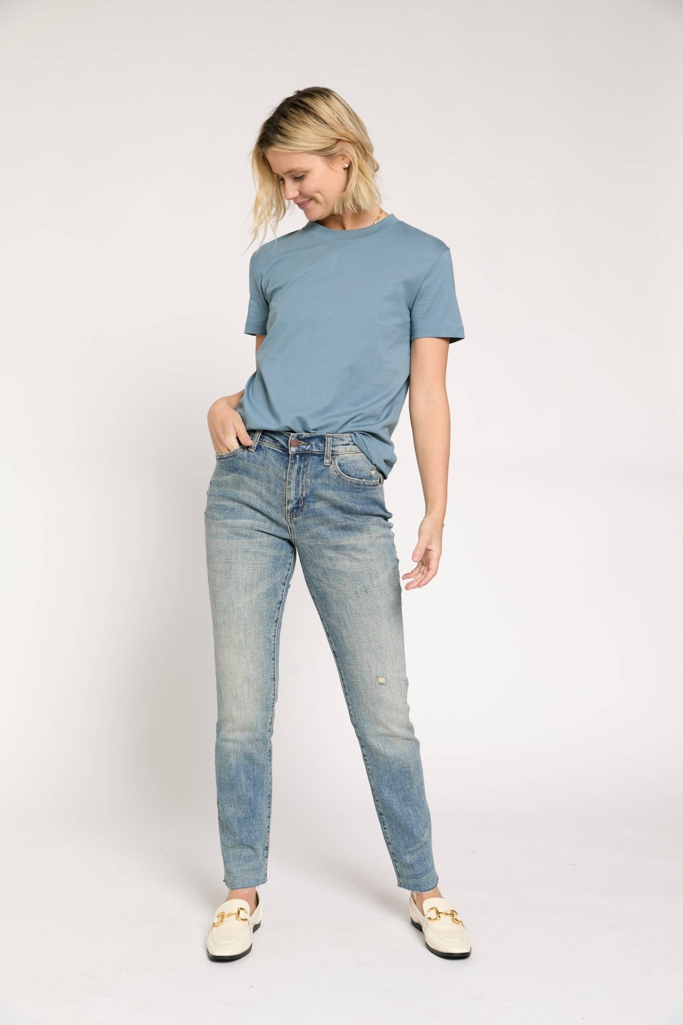 Crosby Mid Rise Relaxed Taper Jean - UnLaced Boutique