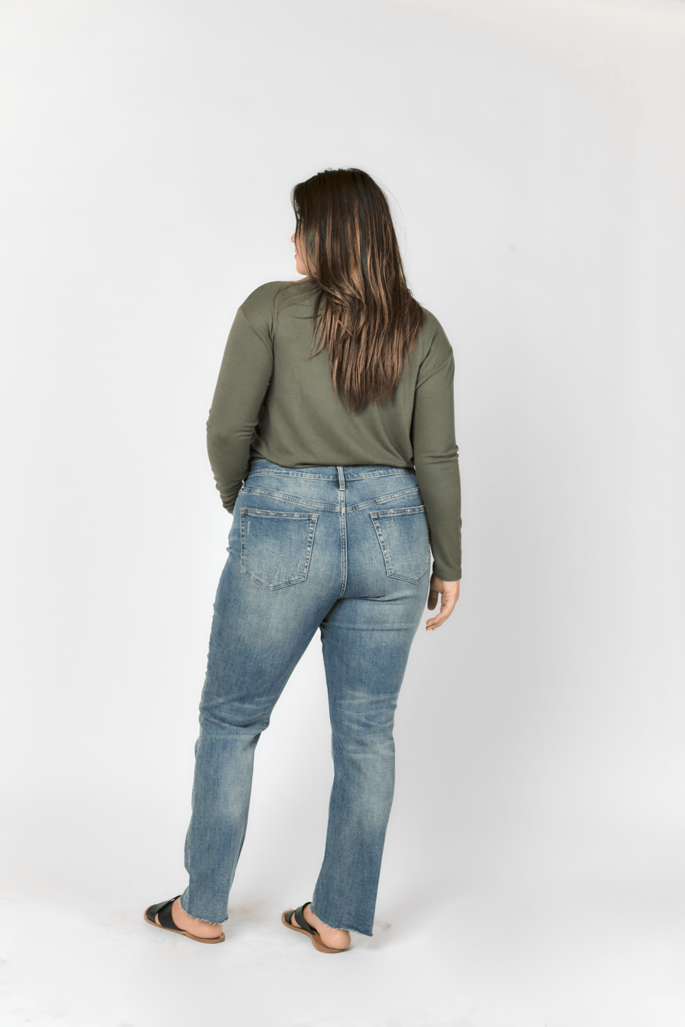 Crosby Mid Rise Relaxed Taper Jean - UnLaced Boutique