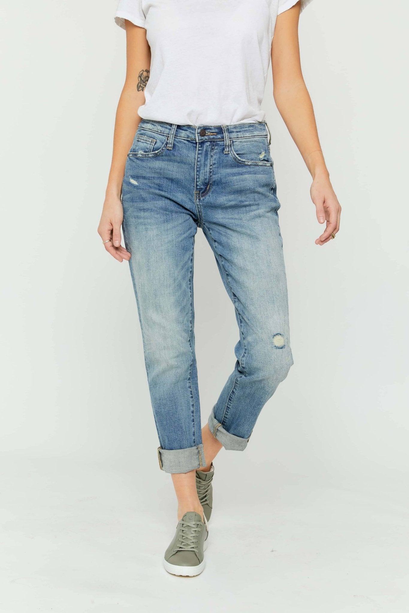 Crosby Mid Rise Relaxed Taper Jean - UnLaced Boutique