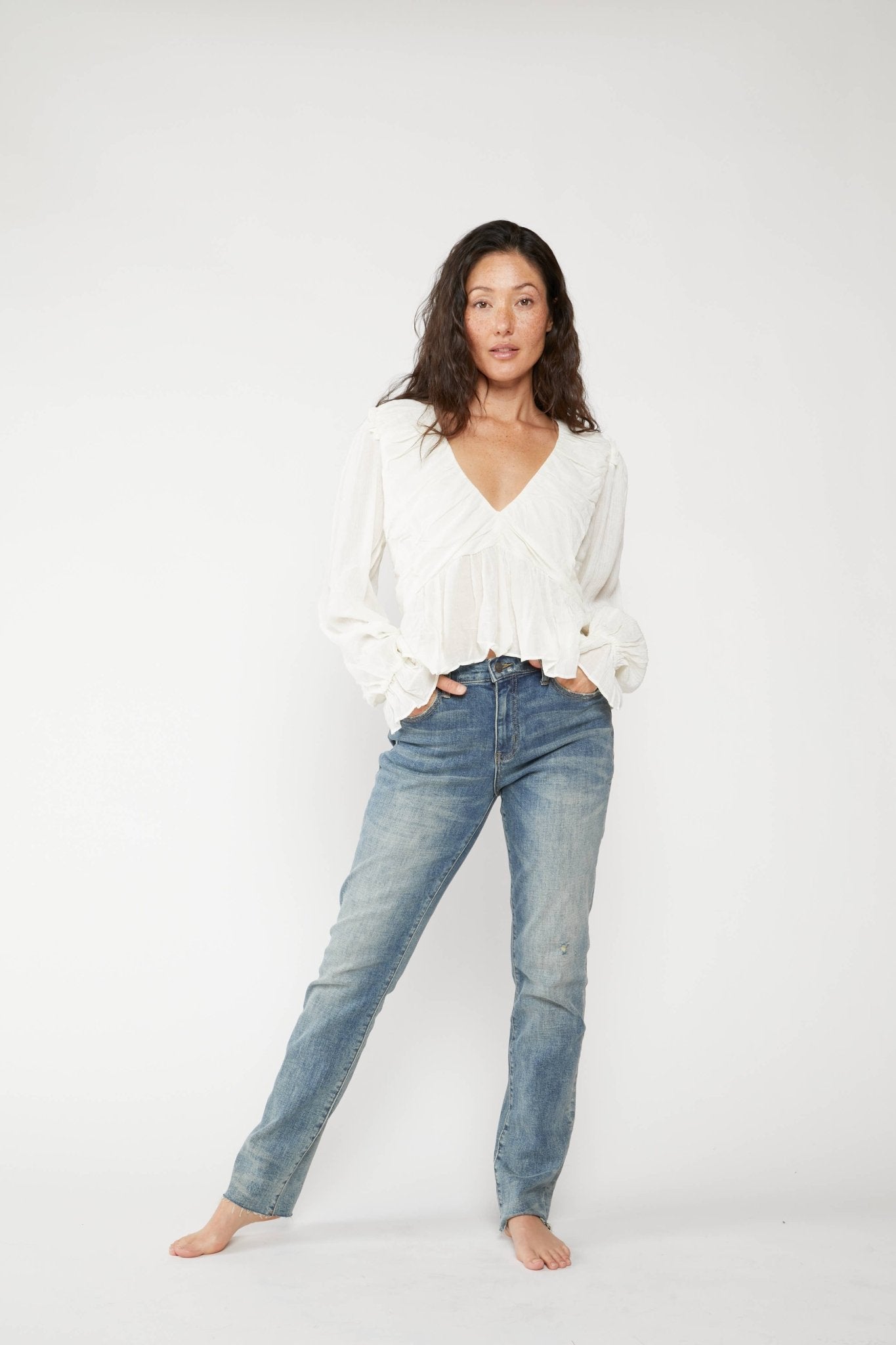 Crosby Mid Rise Relaxed Taper Jean - UnLaced Boutique
