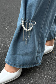 Elegant Chain and Pearl Brooches - UnLaced Boutique