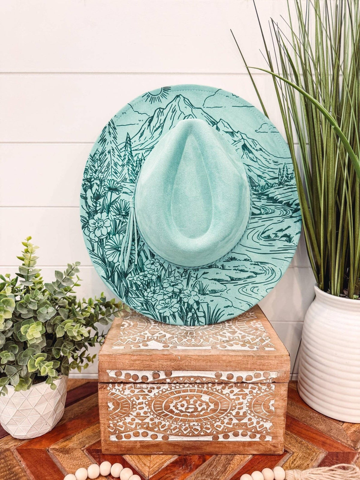 Engraved Floral Mountain Hat - UnLaced Boutique