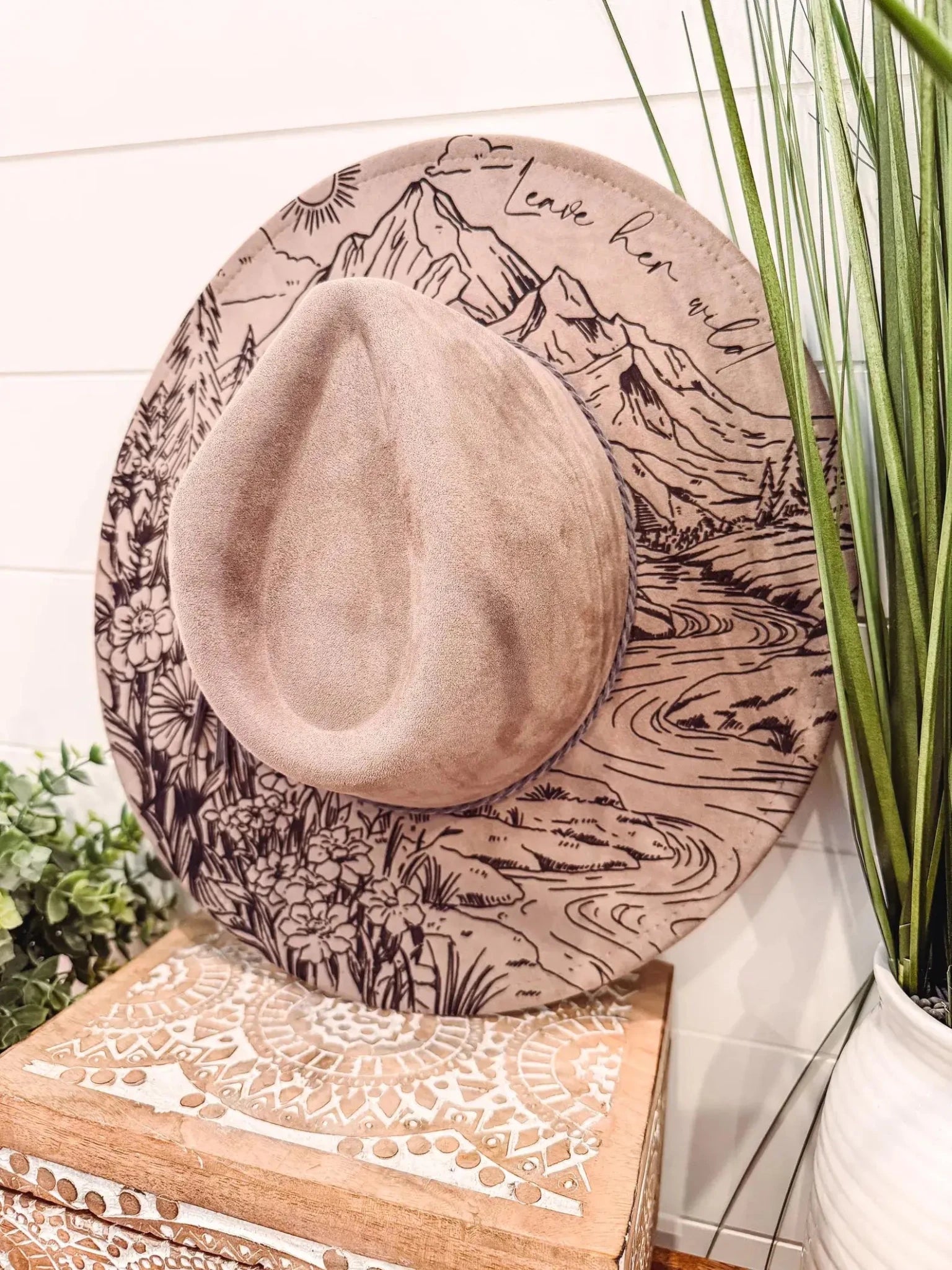 Engraved Floral Mountain Hat - UnLaced Boutique
