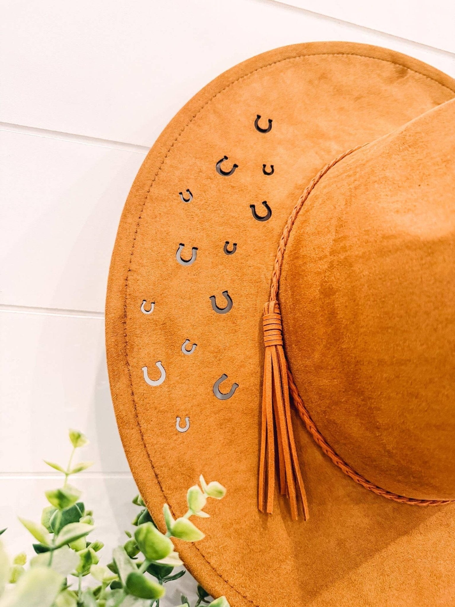 Horseshoe Cutout Hat - UnLaced Boutique