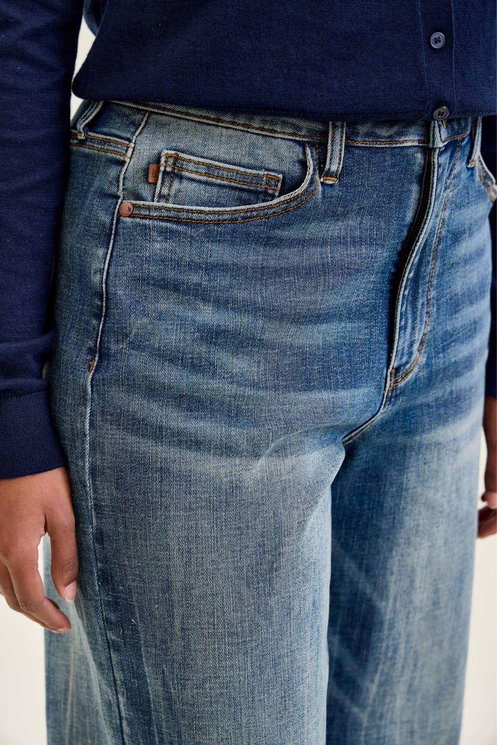HW WILHELMINA Baggy MD Vintage Blast JUDY BLUE JEANS - UnLaced Boutique