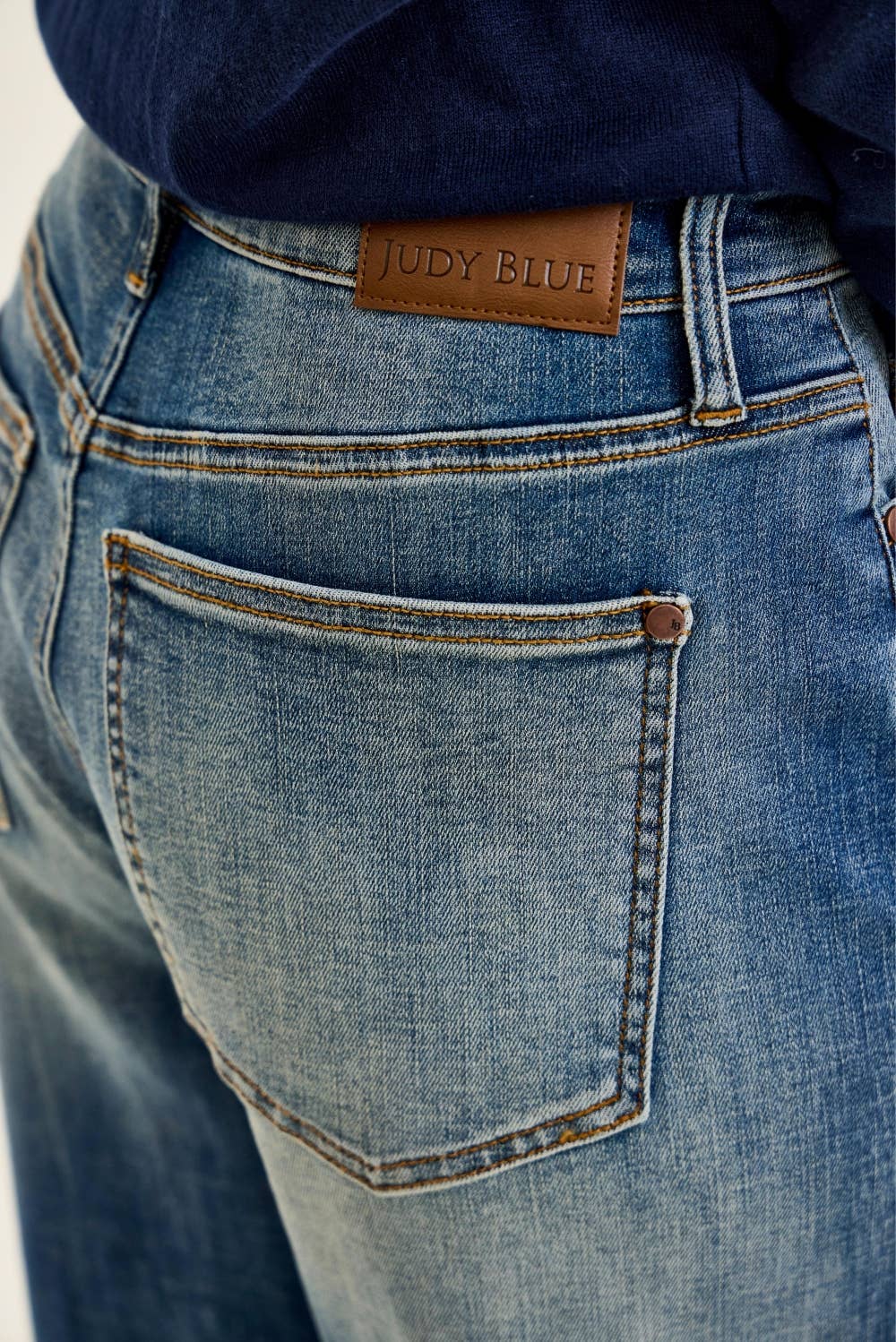 HW WILHELMINA Baggy MD Vintage Blast JUDY BLUE JEANS - UnLaced Boutique