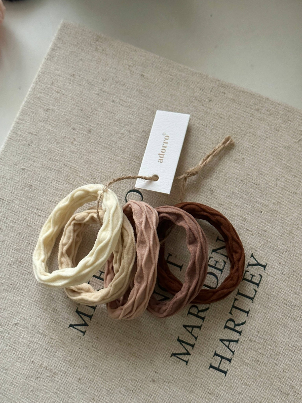 Neutral Wavy Seamless Hair Ties (Set of 5) - UnLaced Boutique