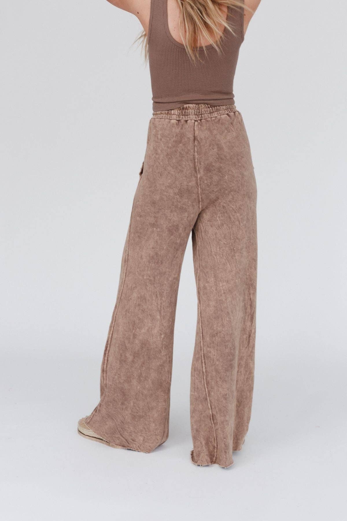 Relaxing Robin Wide Leg Pant - New Mocha - UnLaced Boutique