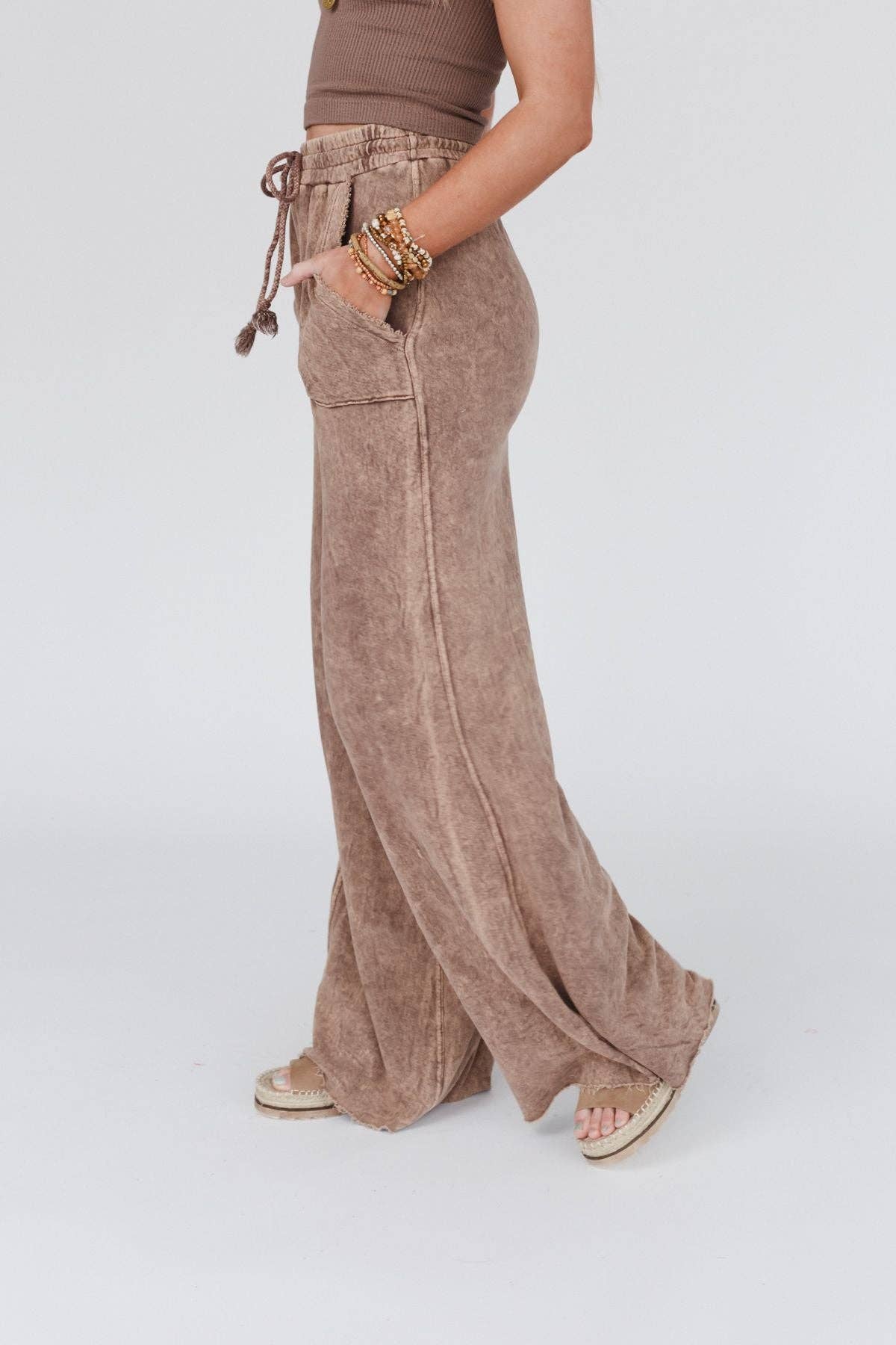 Relaxing Robin Wide Leg Pant - New Mocha - UnLaced Boutique