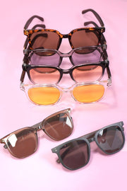 RETRO FRAME SUNGLASSES - UnLaced Boutique