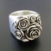 Vintage Style Roses Carved Ring - UnLaced Boutique