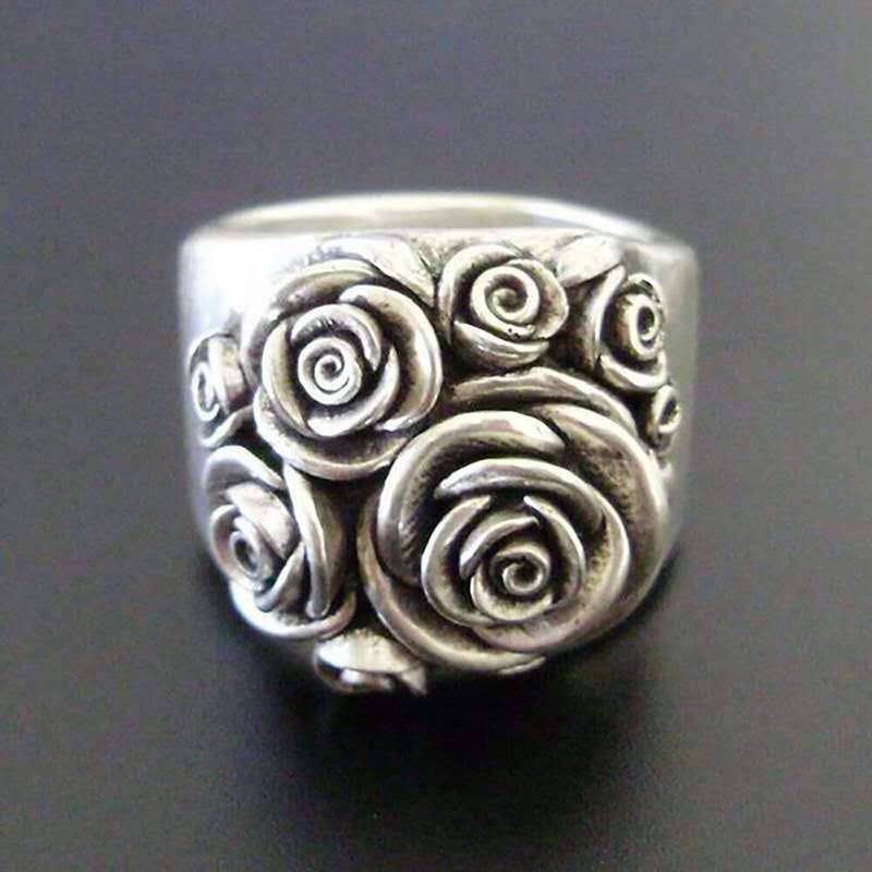 Vintage Style Roses Carved Ring - UnLaced Boutique