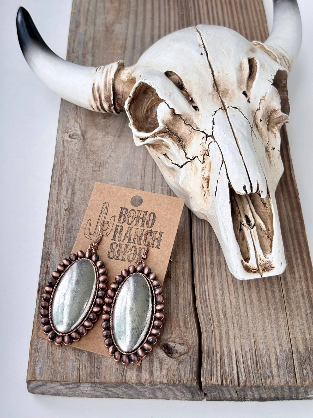 Western Style Navajo Pearl Vintage Oval Dangle Earrings - Silver - UnLaced Boutique
