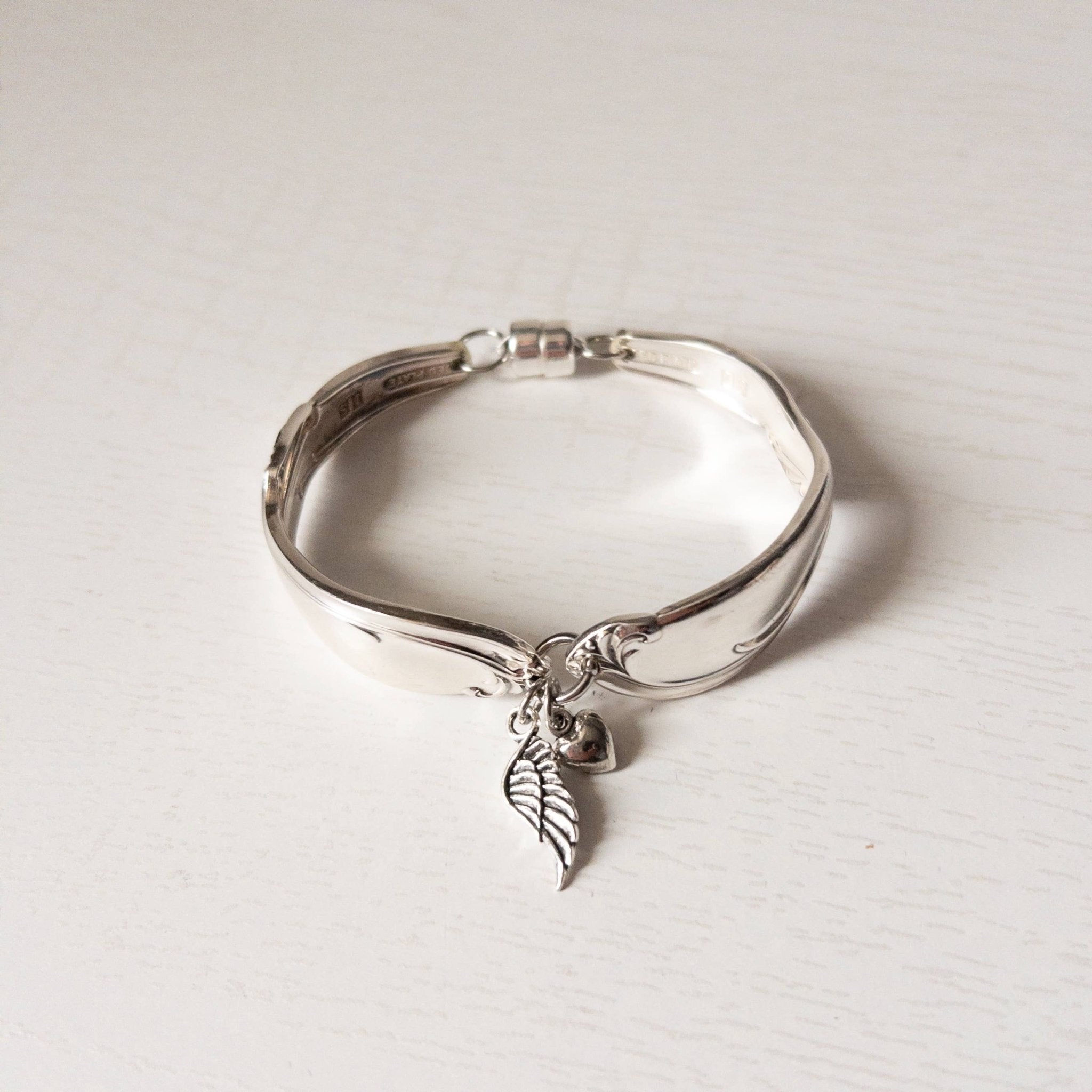 Wing & Heart Dangle Handle Bracelet - UnLaced Boutique